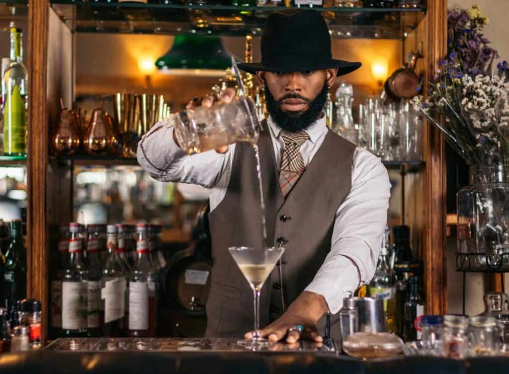 Mobile Bar Trailer vs. Traditional Bar Setup