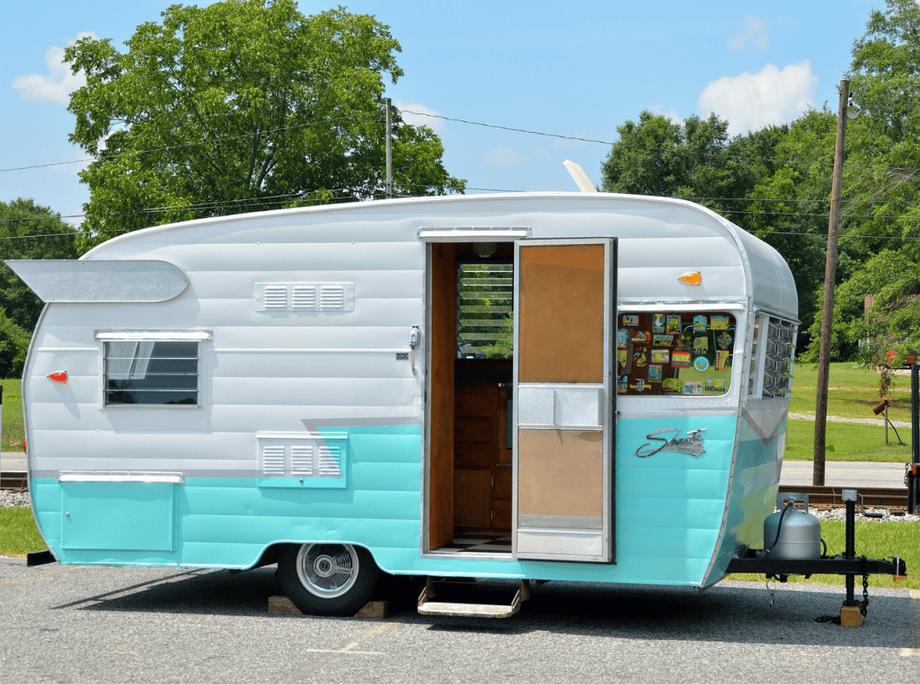 Beer Trailer Rental: What’s Usually Included vs. Add-Ons